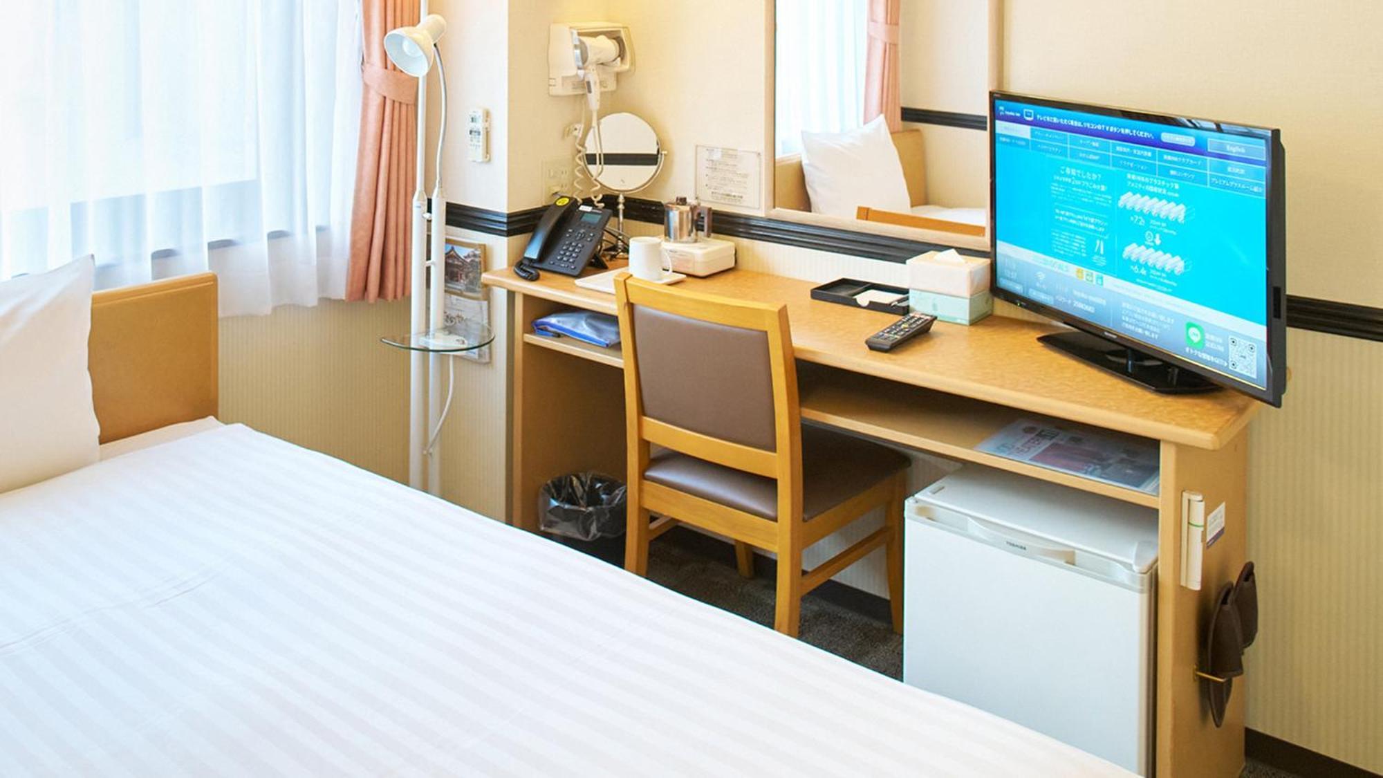 Toyoko Inn Nagoya-Eki Sakuradori-Guchi Honkan Exterior photo
